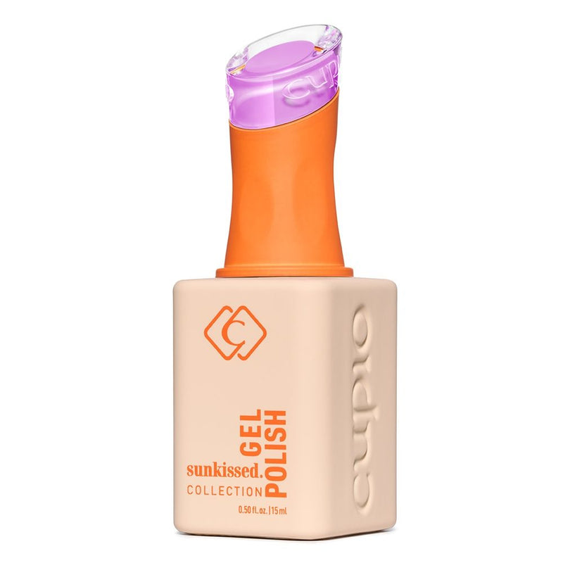 Beholder med Gellak Cupio Sunkissed - Lilac Love Note 15 ml. Moderne beholder set fra siden med et farvekodet låg, der afslører den smukke gellakfarve.